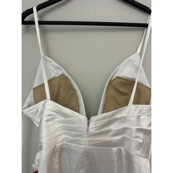 Ieena Mac Duggal White Spaghetti Straps V-Neck Cocktail Dress 26481 Size 2 - Picture 9 of 9